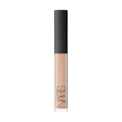 Photo of NARS radiant creamy concealer in a light tan shade